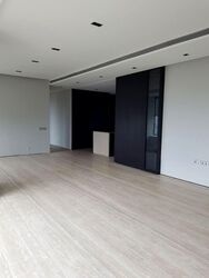 TwentyOne Angullia Park (D9), Condominium #560126351